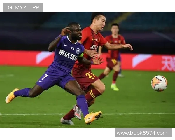 中超激战天津泰达迎战贵州队全力争胜展现球队实力与斗志